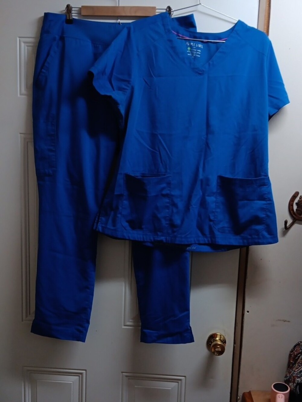 Healing Hands Blue Women's Yoga Scrub Pants & Scrub Top